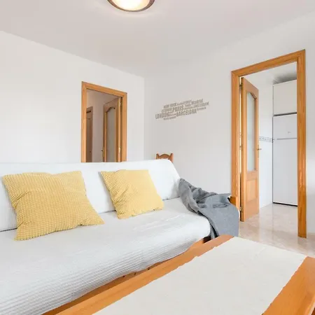 Yourhouse Arena Apartment *